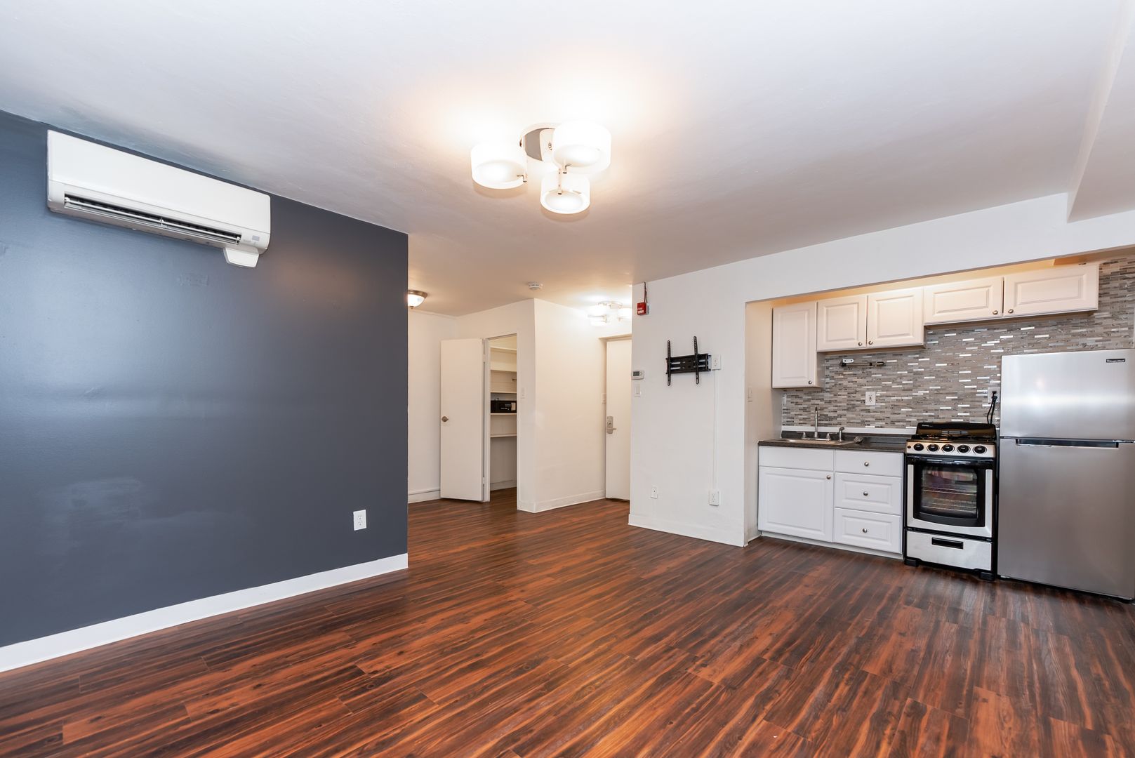 Pittsburgh Apartment: 811 S. Negley Avenue