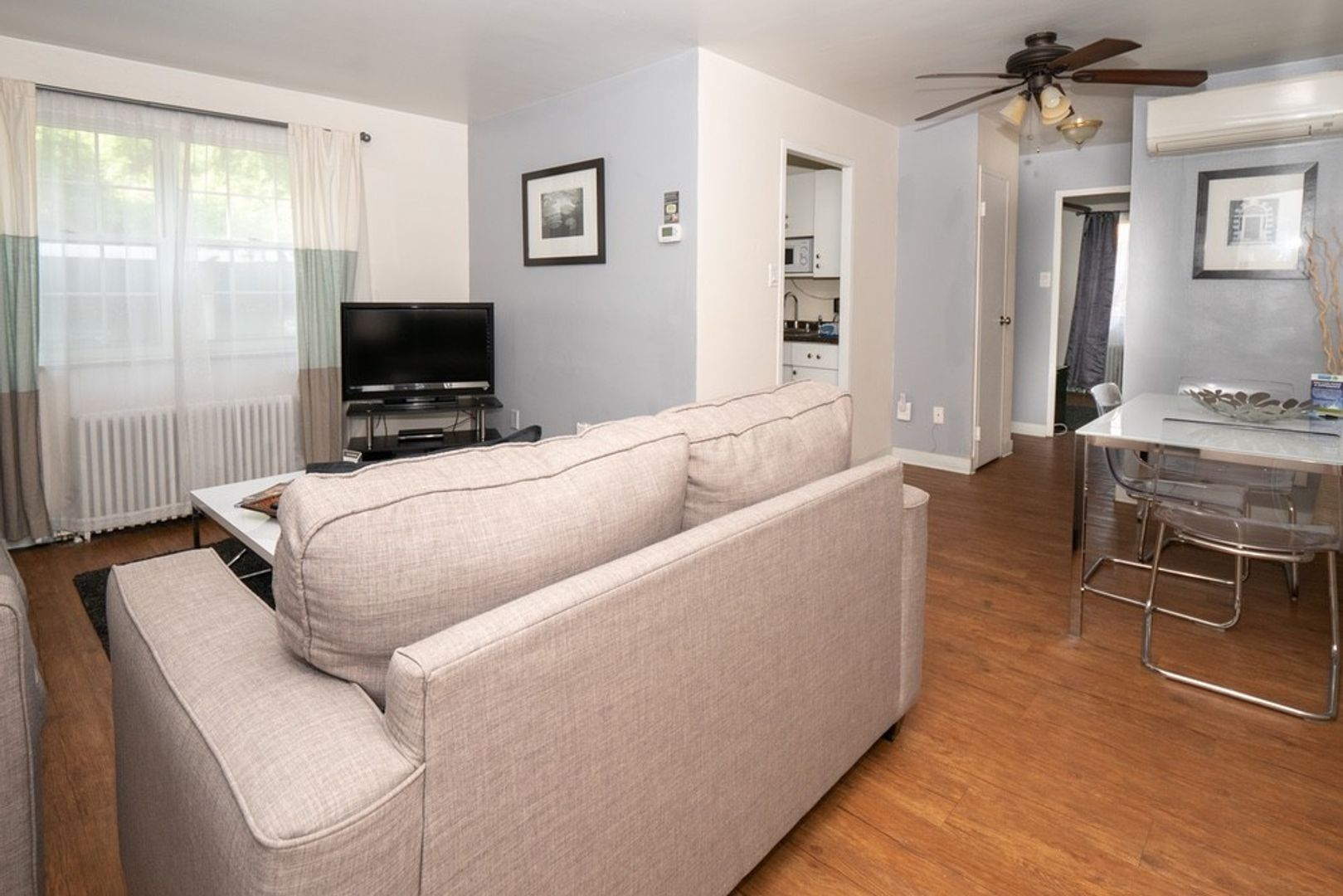 Pittsburgh Apartment: 5426 Fifth Avenue