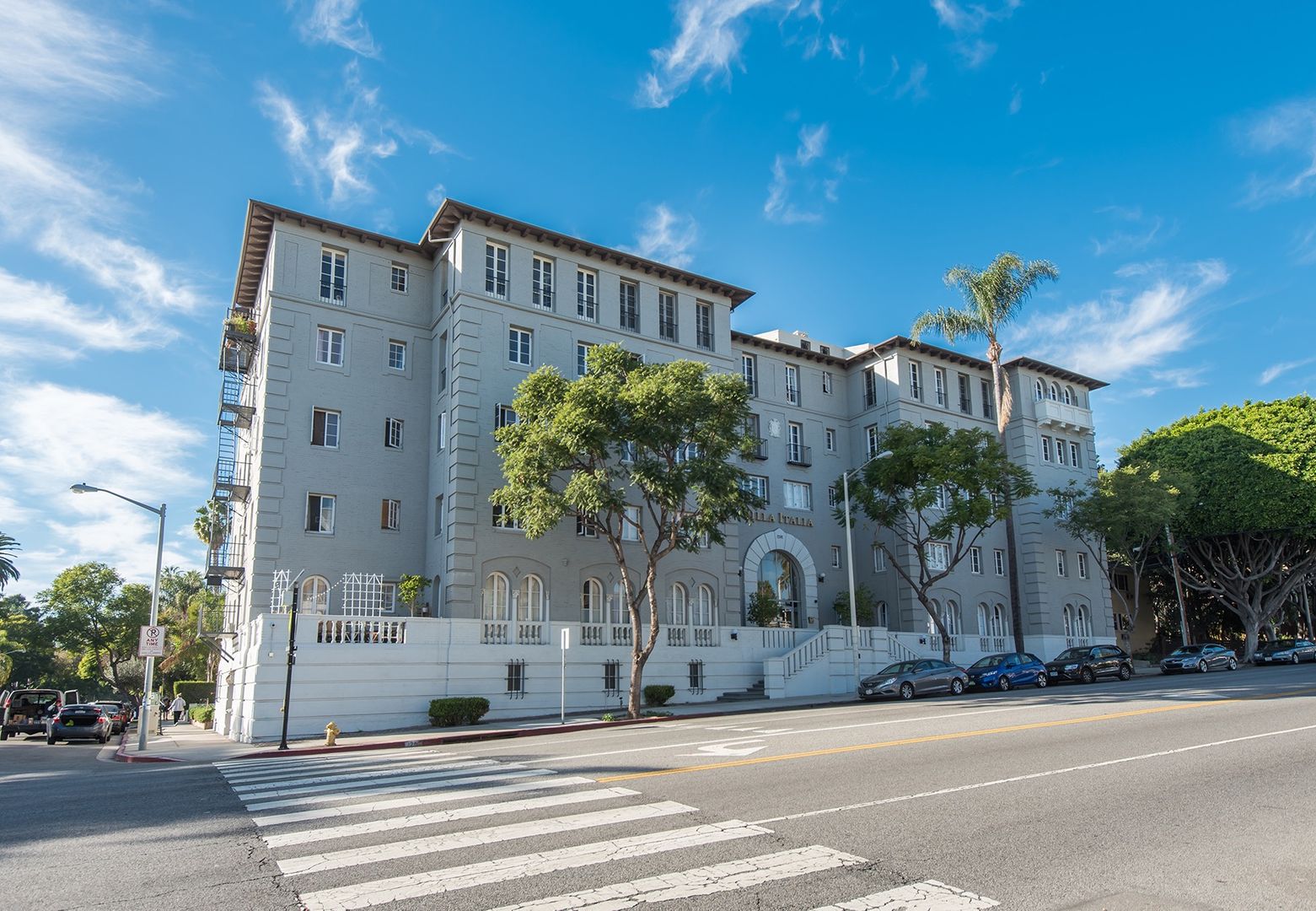 West Hollywood Apartment: 1201 N Crescent Heights Blvd