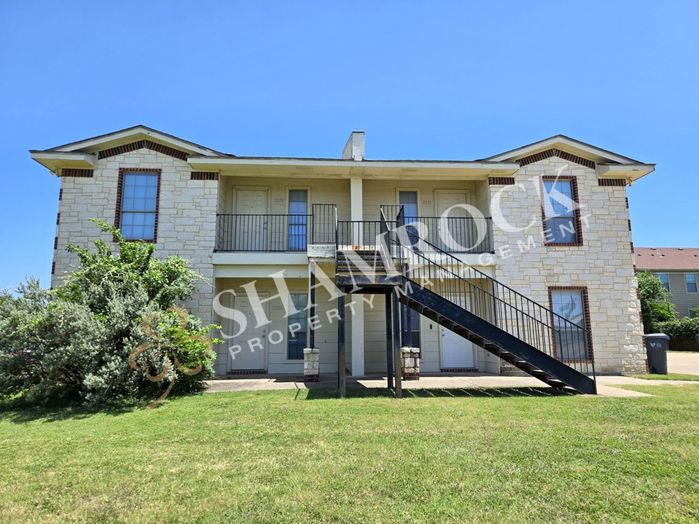 Waco House: 2228 Breezy Dr.