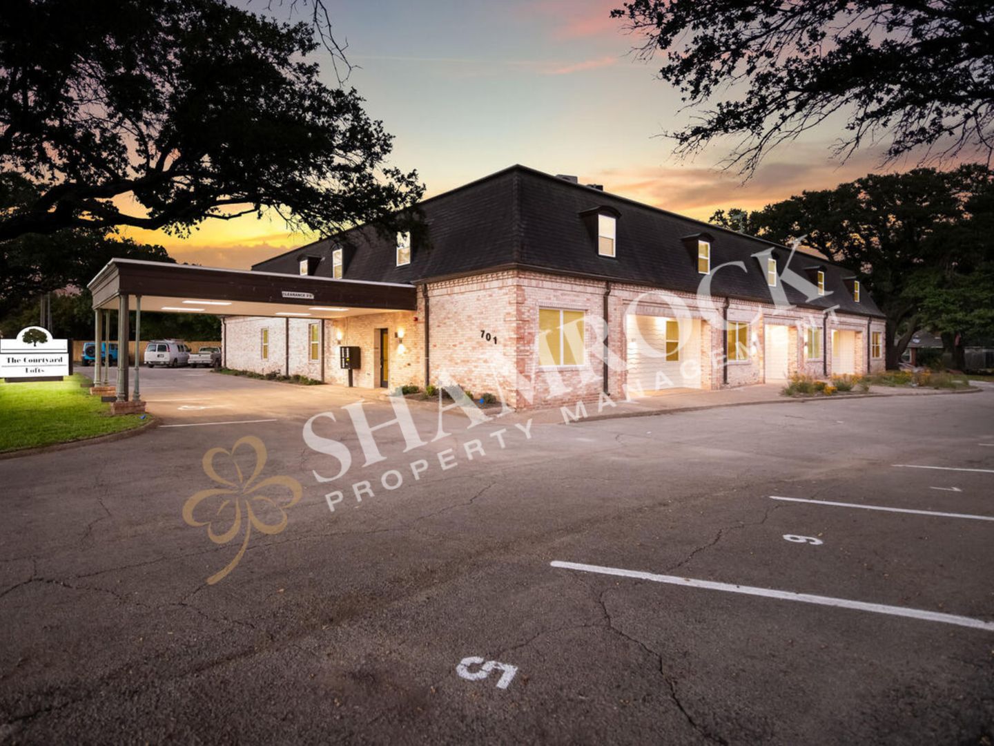 Waco House: 701 N. New Road, Unit #101