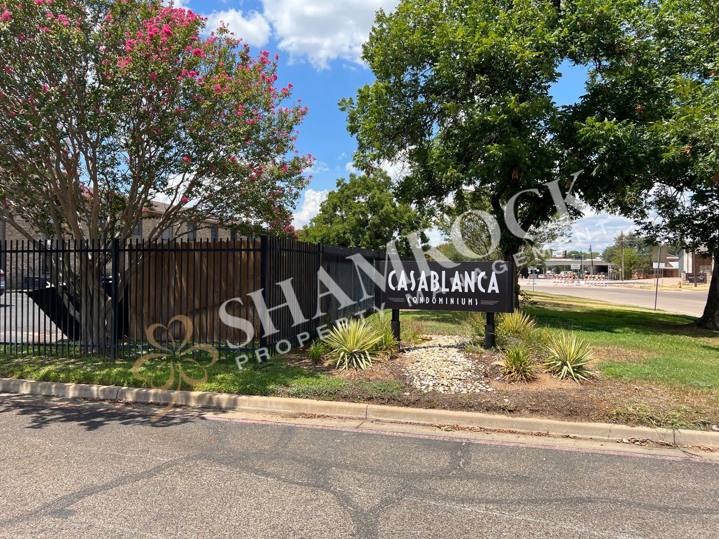 Waco House: 1421 S 12th St #203