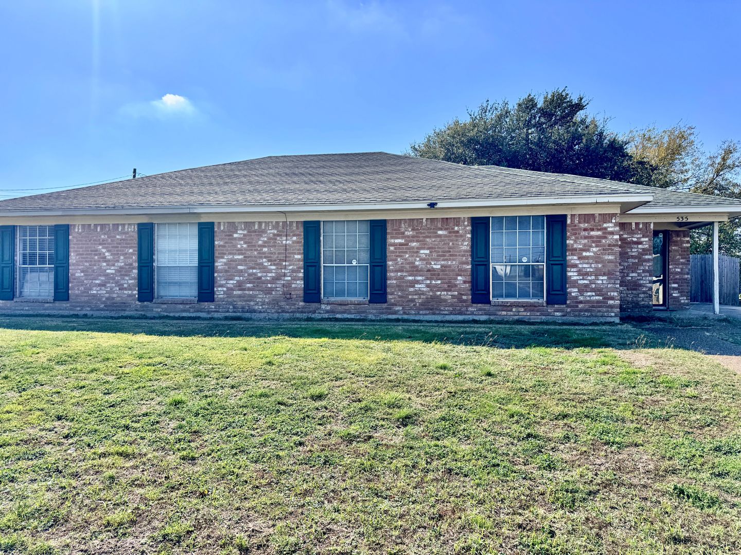 Hewitt House: 535 Barbara Jean