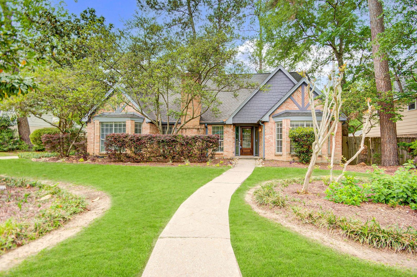 Spring House: 6206 Rippling Hollow Drive