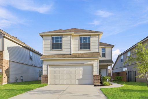 Spacious 4-Bedroom Lakefront Home with Covered Patio & Deck – photo 1
