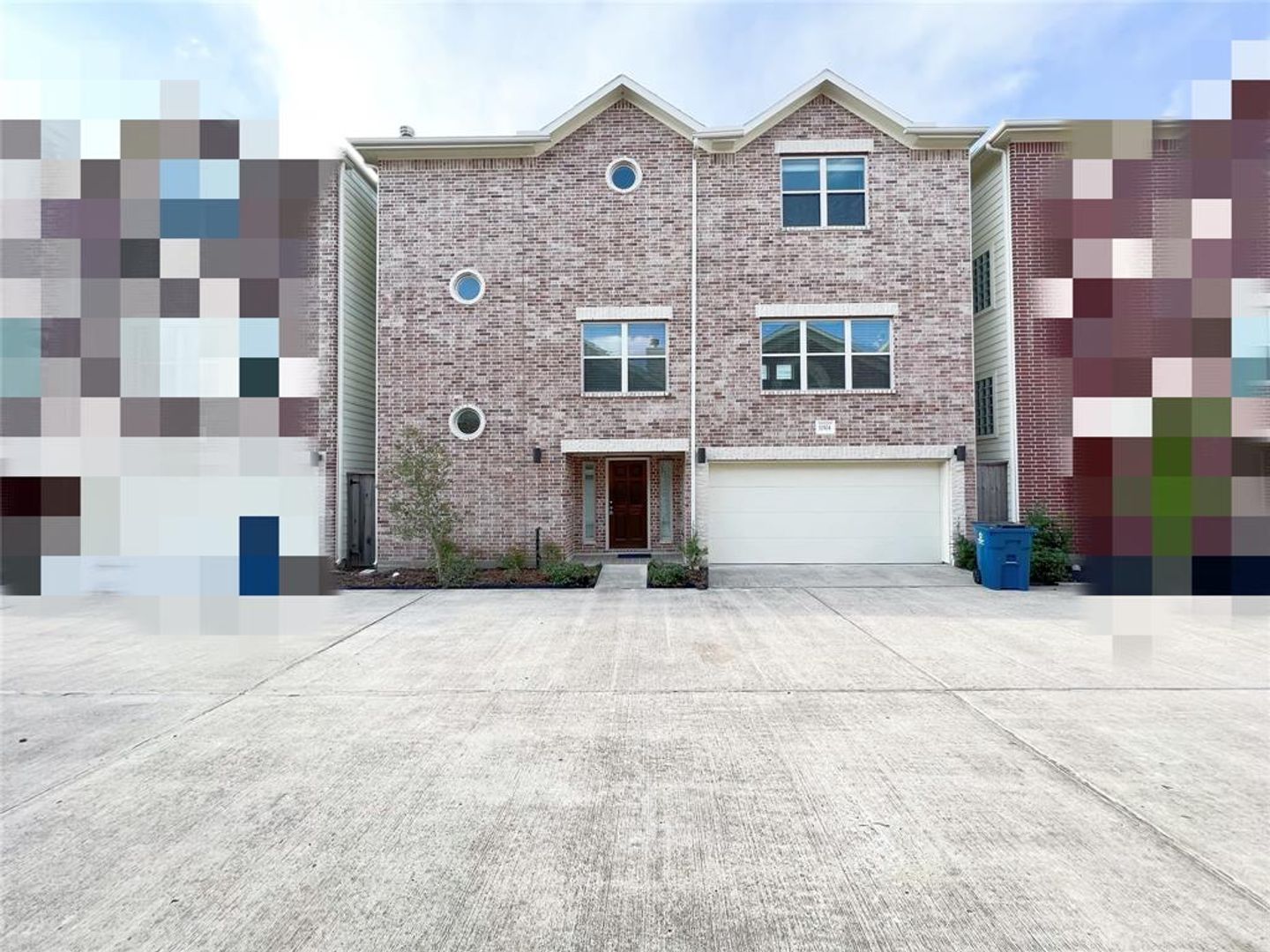 Houston House: 11504 Main Pine Dr