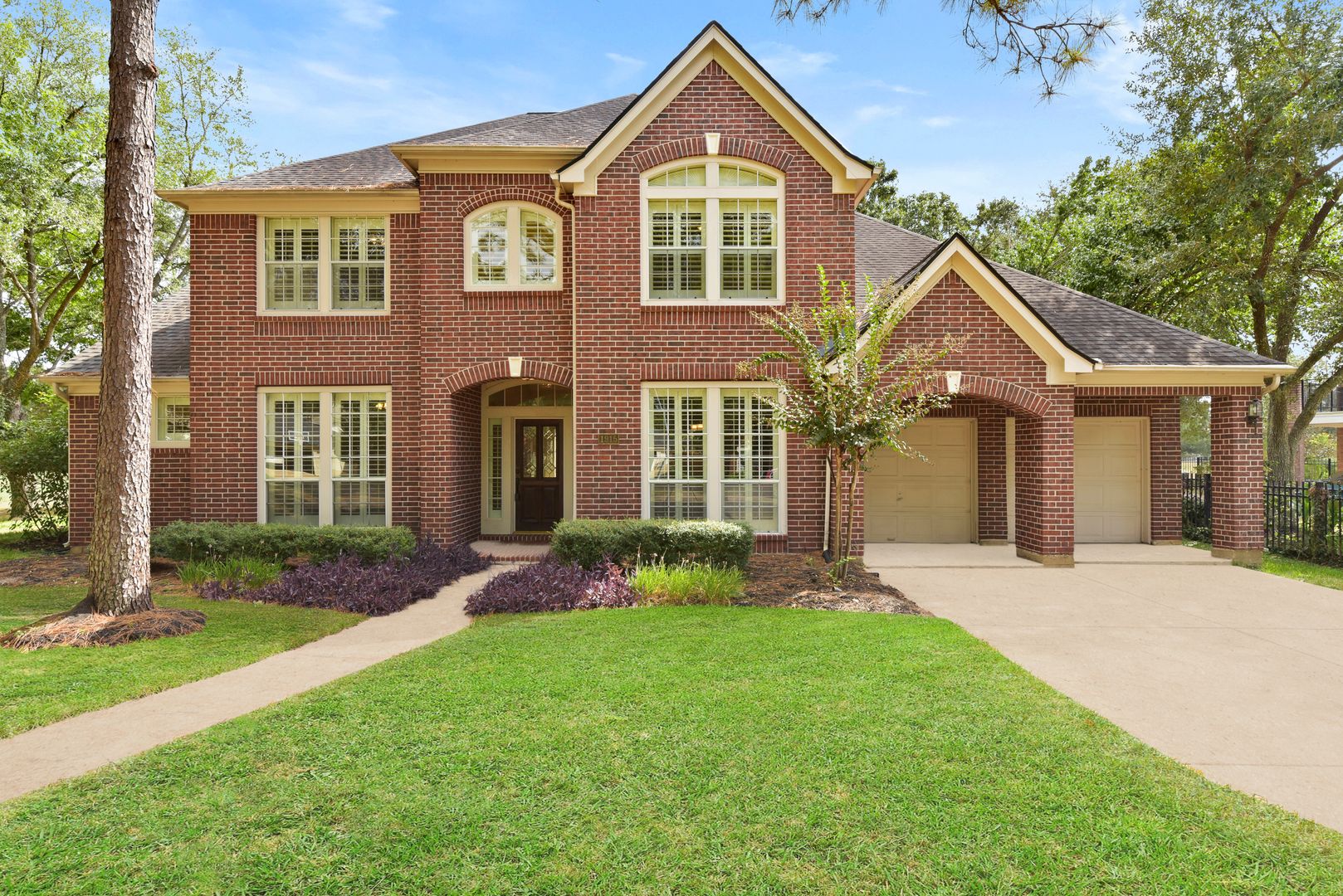 Katy House: 1915 Lytham Ln