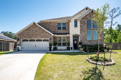 5 Bedroom Rental – 18202 Octavio Frias Trl., Houston, TX 77044