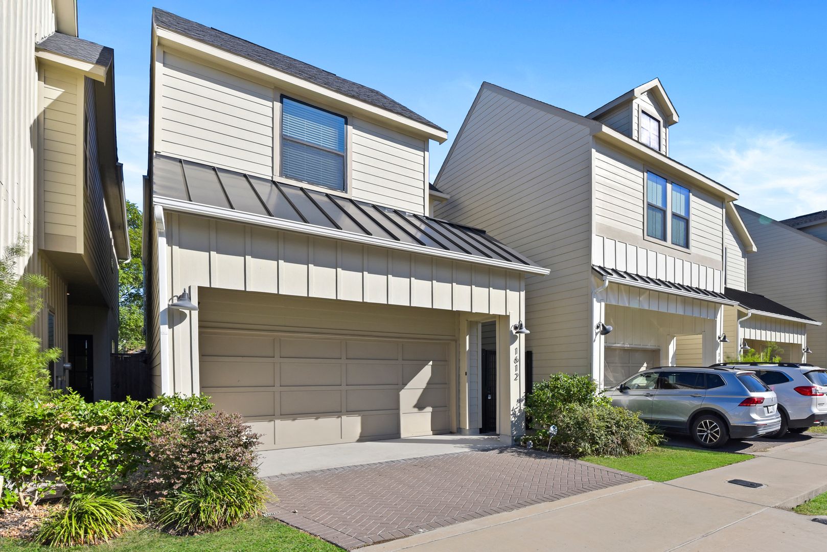 Houston House: 1612 Northwood St