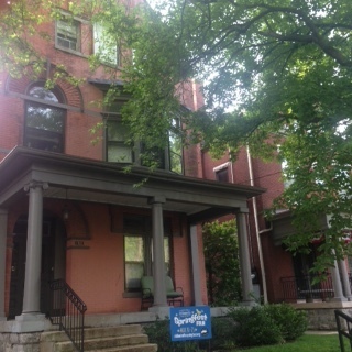 Quaint Old Louisville Large one bedroom Apartment – photo 1