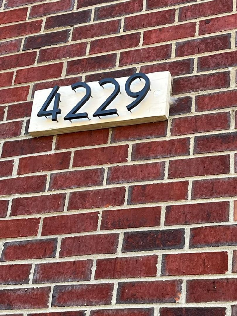 Louisville Apartment: 4229 Glenn Hill Manor