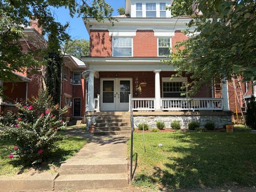 Highlands Beautiful 2 bed 2 bath – photo 1
