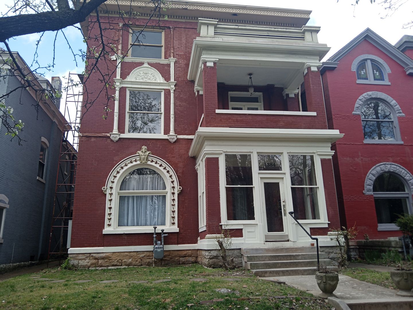 Louisville Apartment: 1384 S. Second
