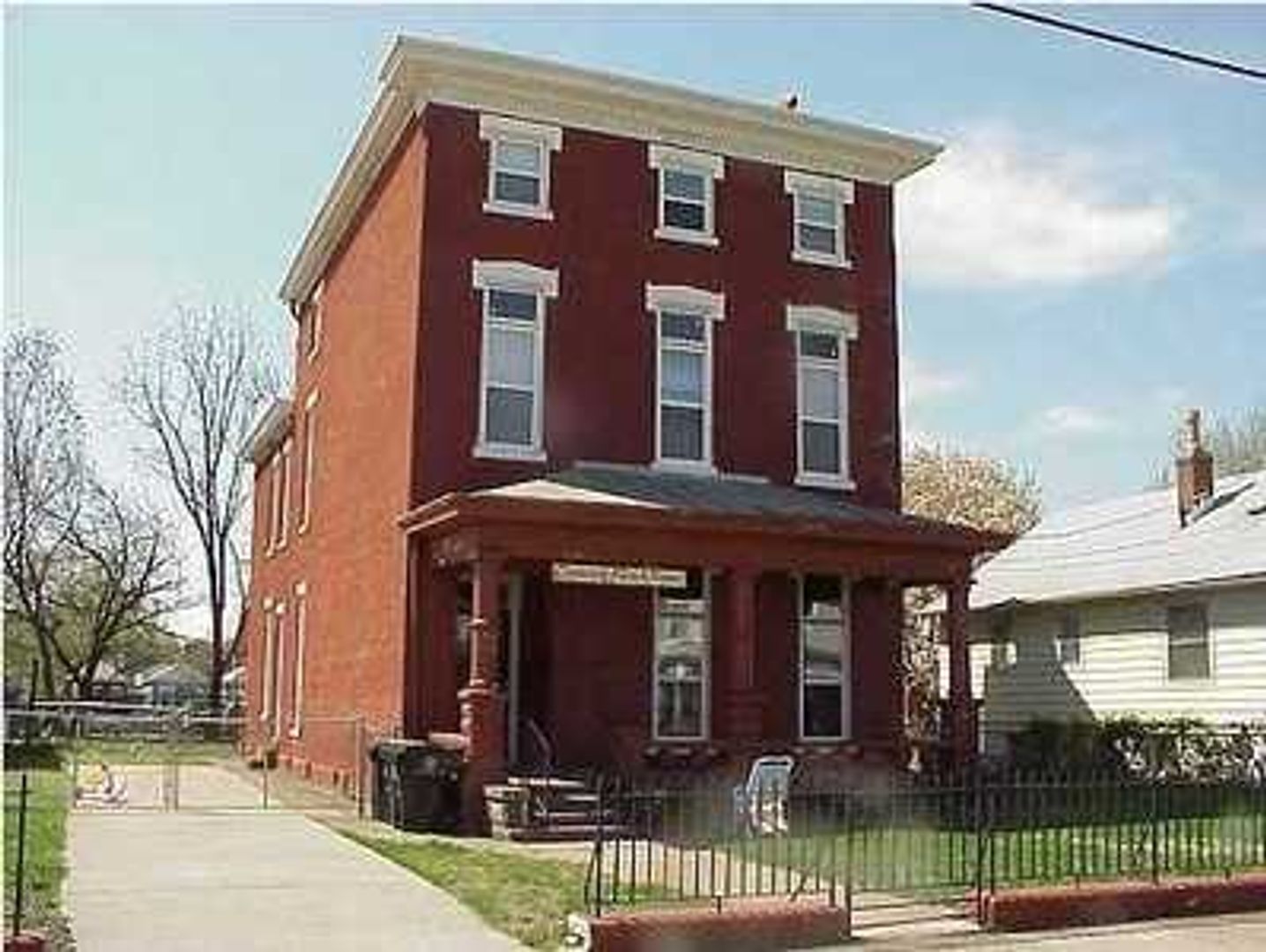 Louisville Apartment: 2130 Portland Ave