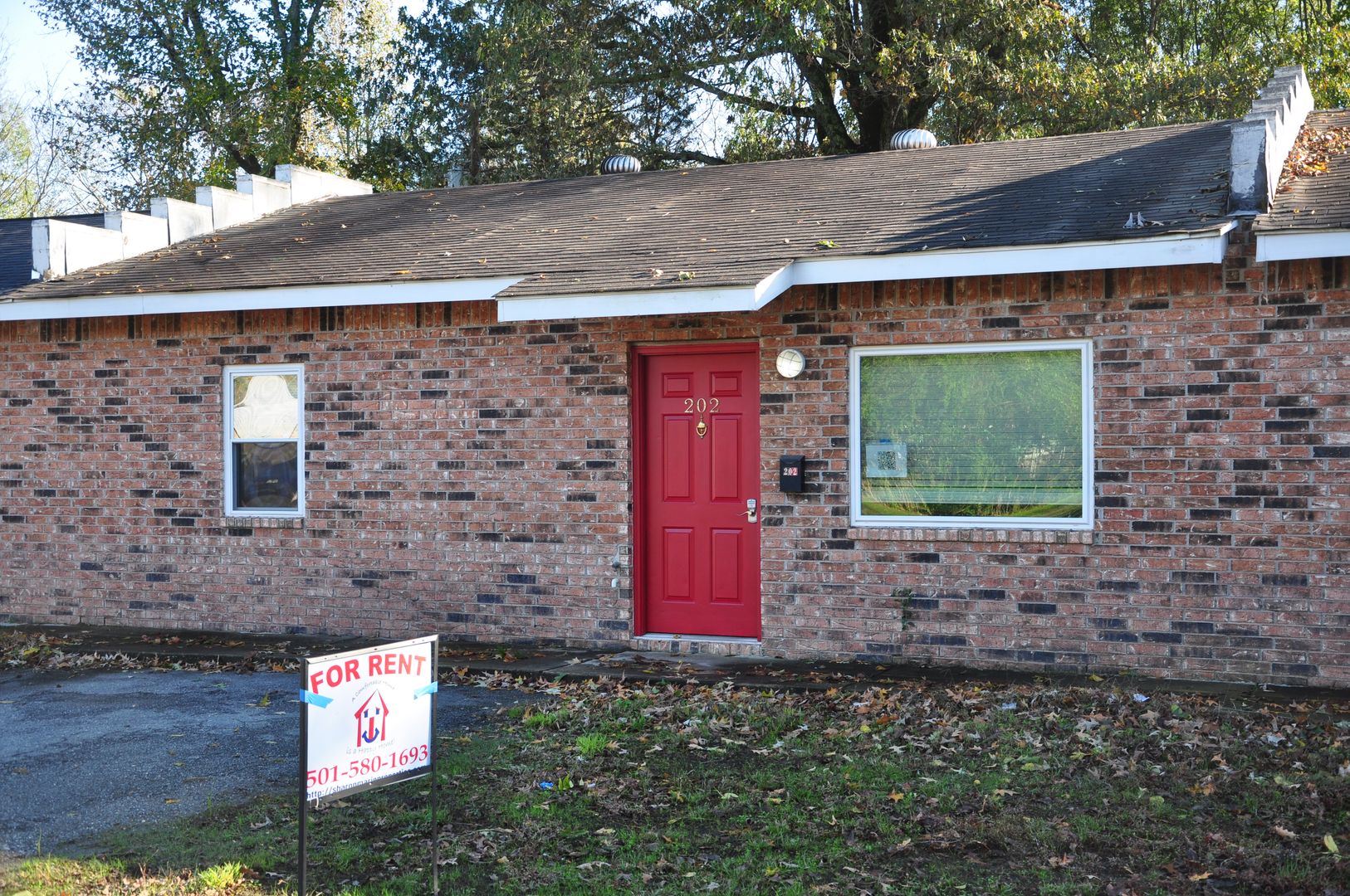 Jacksonville House: 202 Tucker Inn