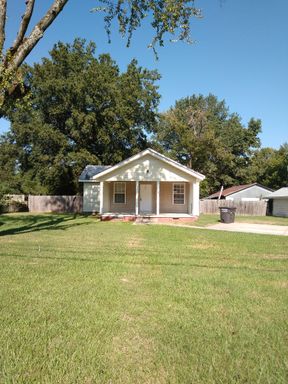 2 Bed 2 Bath Rental at 8004 S hwy 161, Jacksonville, AR – photo 1