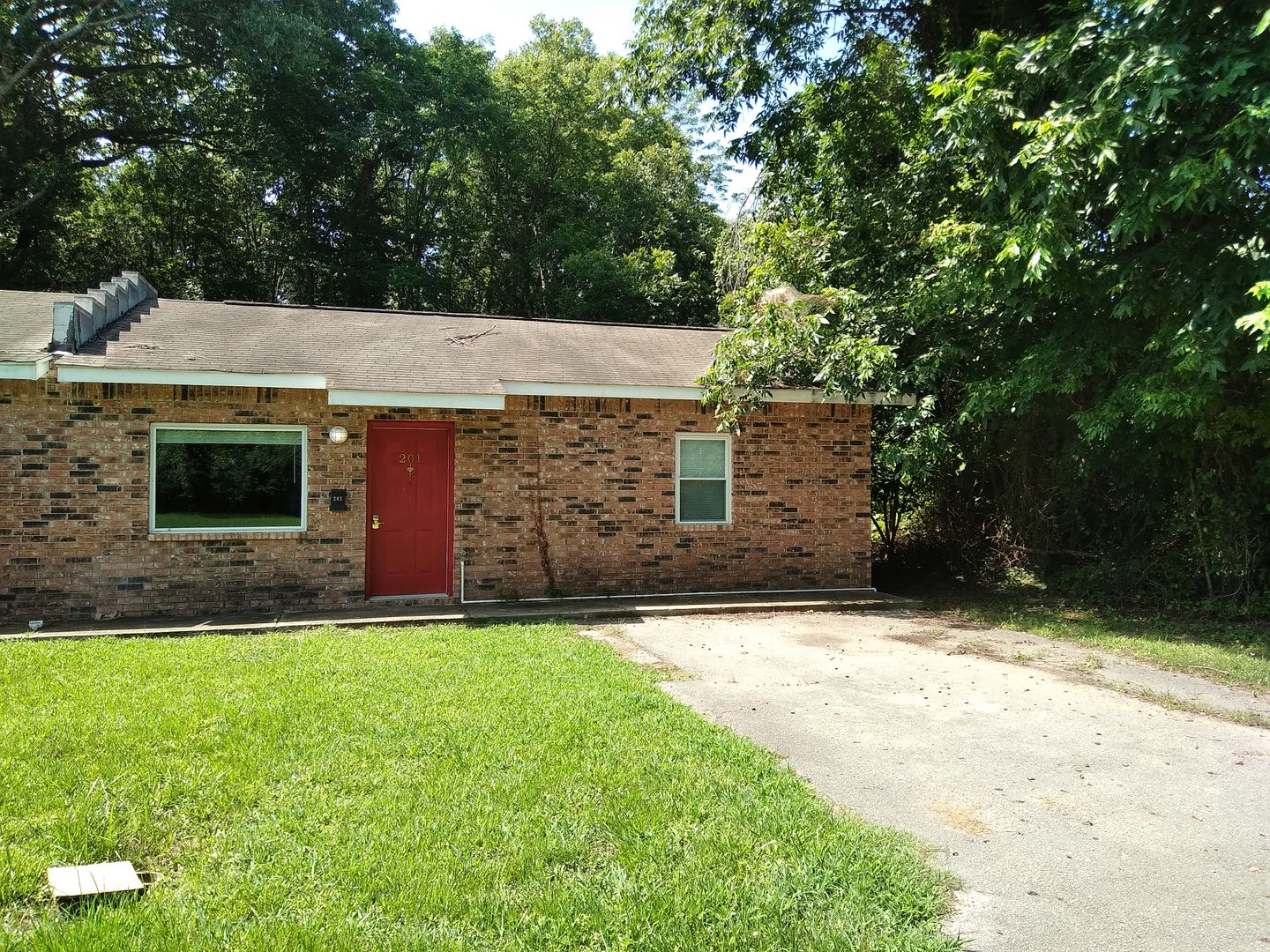 Jacksonville House: 201 Tucker Inn
