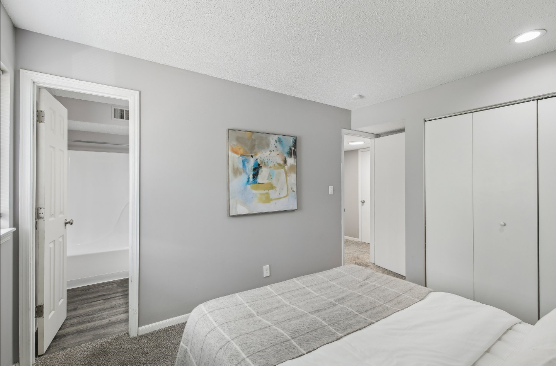 University Villa Apartments 12 of 12