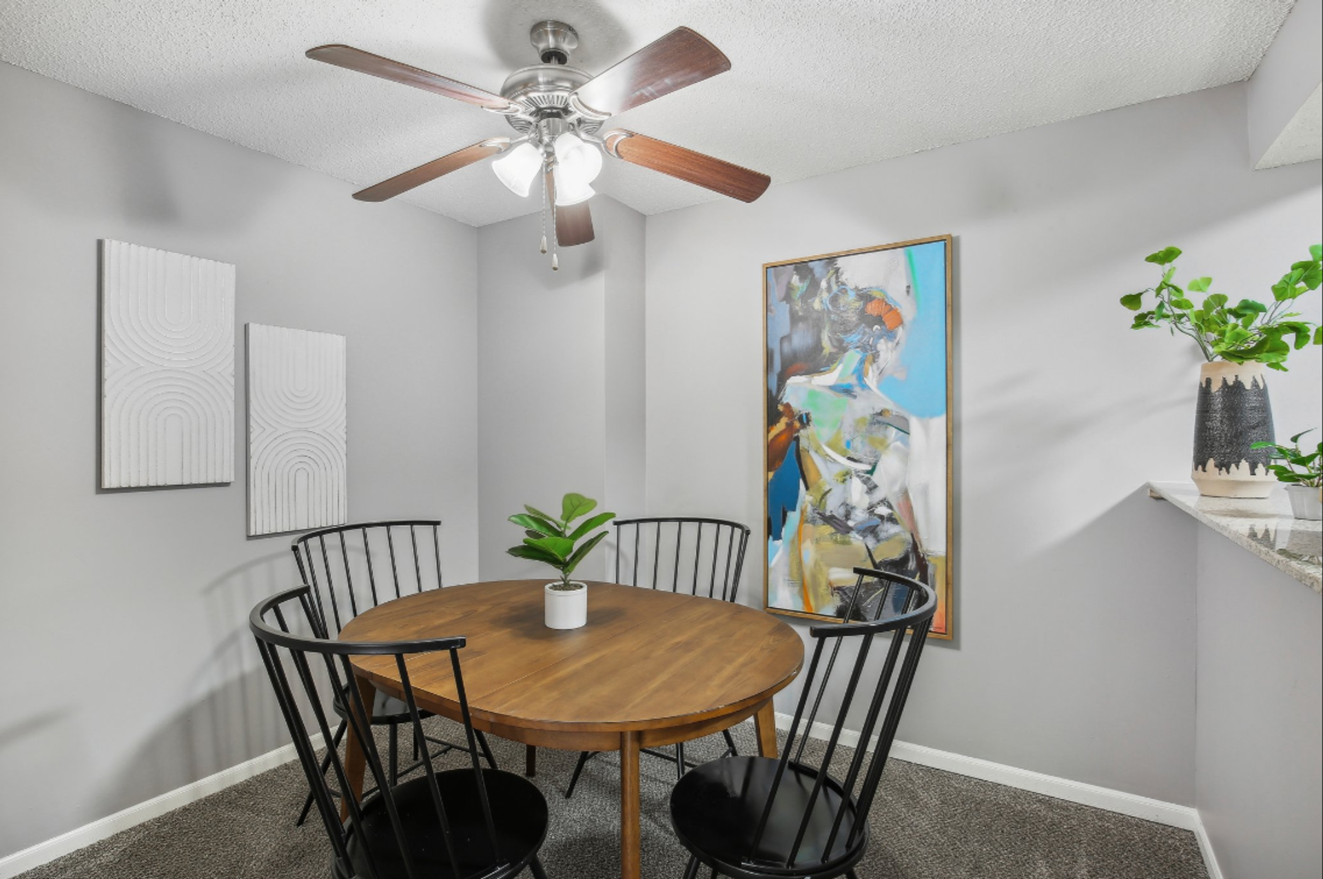 University Villa Apartments 6 of 12