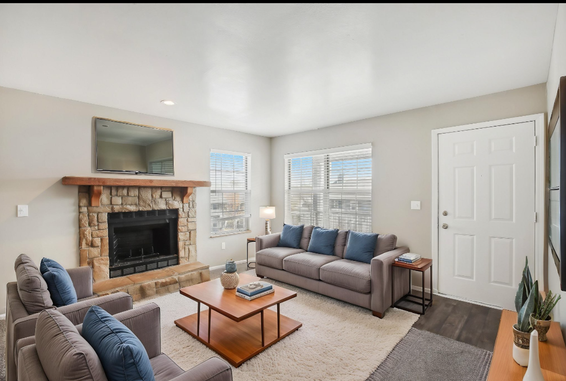 Kansas City Apartment: 5804 NE 41st St