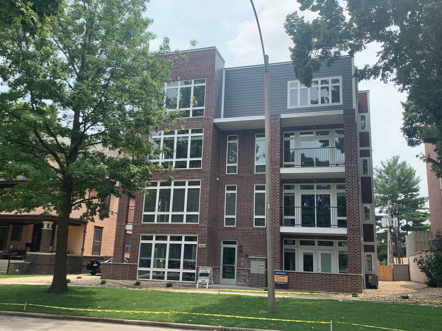 Champaign Apartment: 403 W University