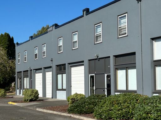 Beautiful Remodeled 2-Bedroom Apartment in Longview! – photo 1