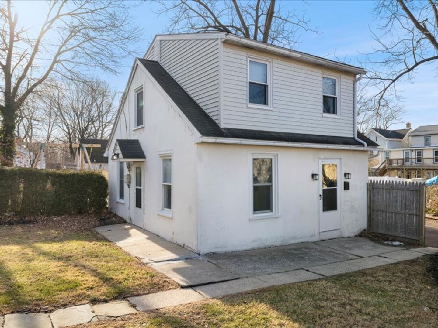 North Wales Apartment: 116/118/118.5 W Montgomery Avenue