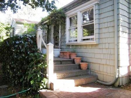 Kensington Apartment: 353-357 Colusa Avenue