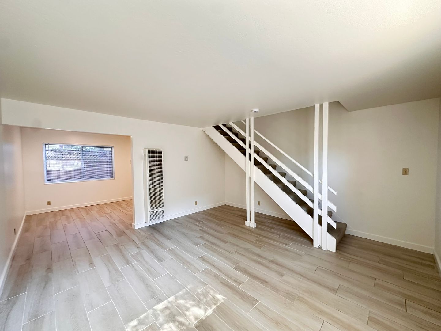 Berkeley Apartment: 1528 Woolsey St.