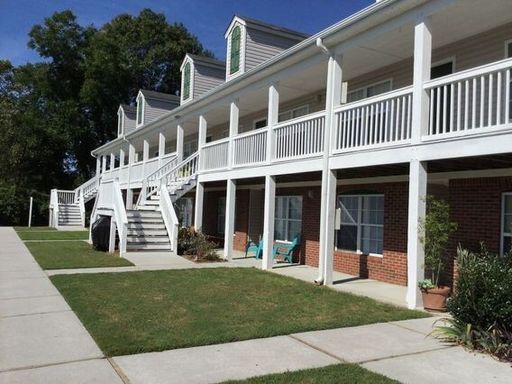 Ocean Highway Apartments Special $500 Security Deposit, 1/2 off a month's rent with approved Credit & background check.