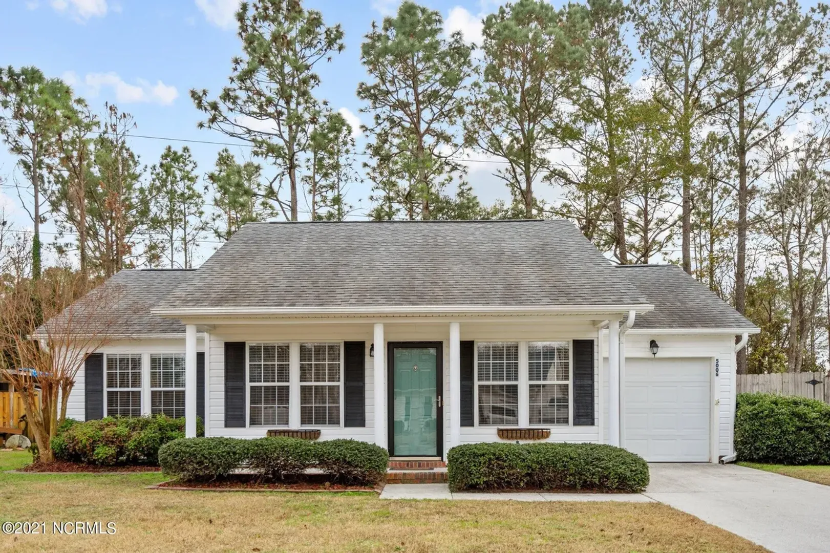 Wilmington House: 5006 Weybridge Lane