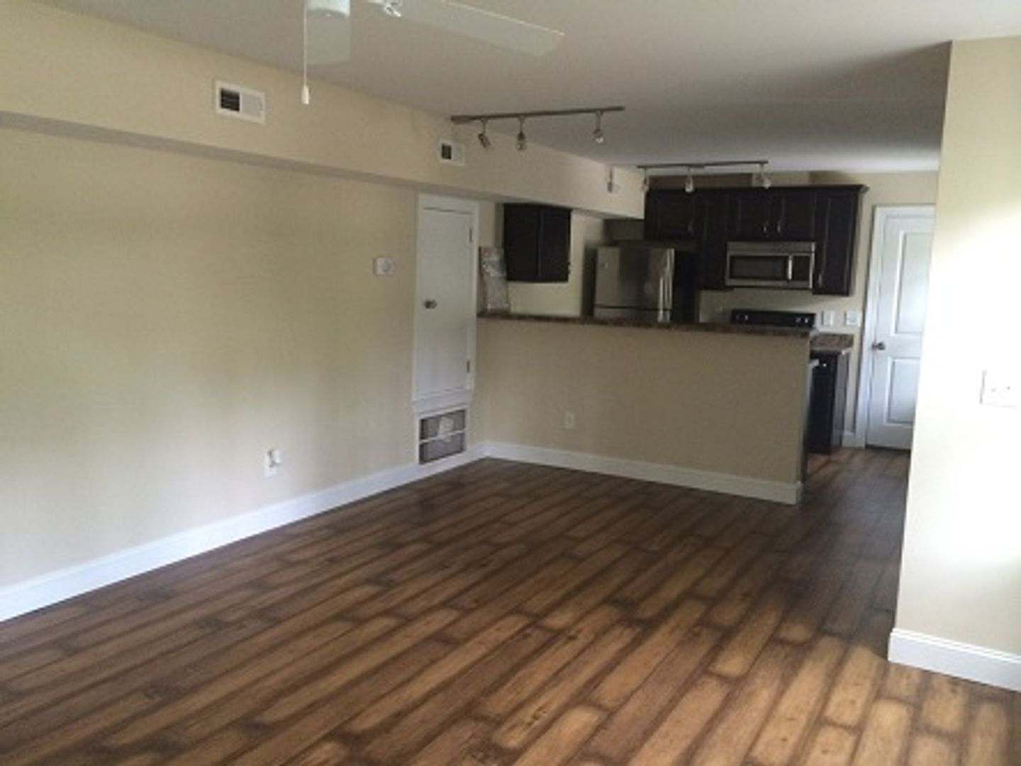 1123A Greenwood Ave, Wilmington, NC 28403