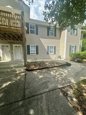 3 Bedroom Condo – photo 1