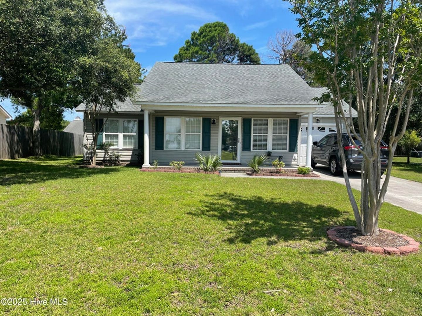 Wilmington House: 5613 West Chop Way