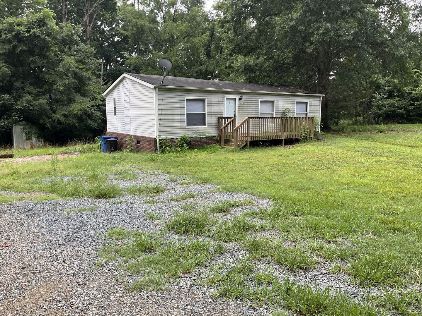 Mint Hill House: 15420 Sharpe Road