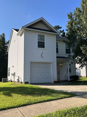COMING SOON!!! Refreshed 3 Bedroom House in NW Charlotte – photo 1