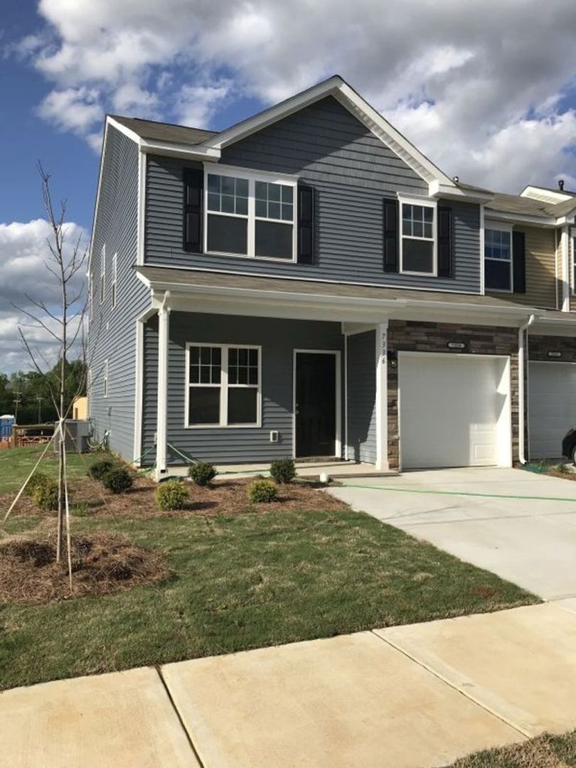 Charlotte Townhome: 7336 Jane Parks Way