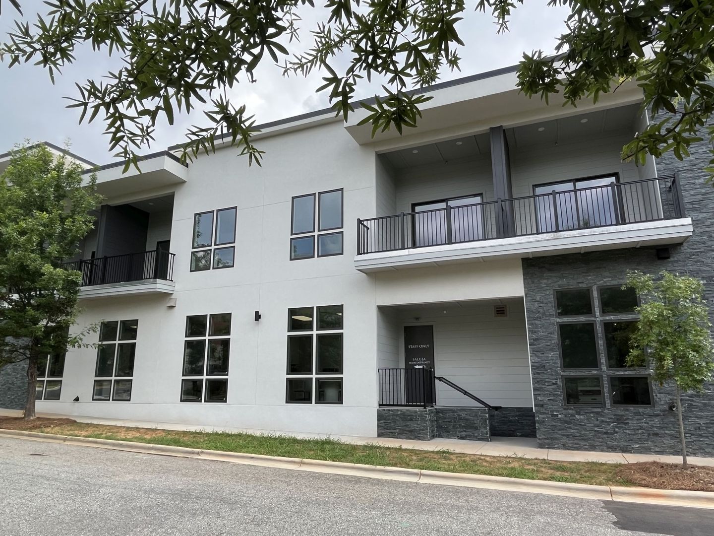 Cornelius Condo: 19546 Greentree Way #202