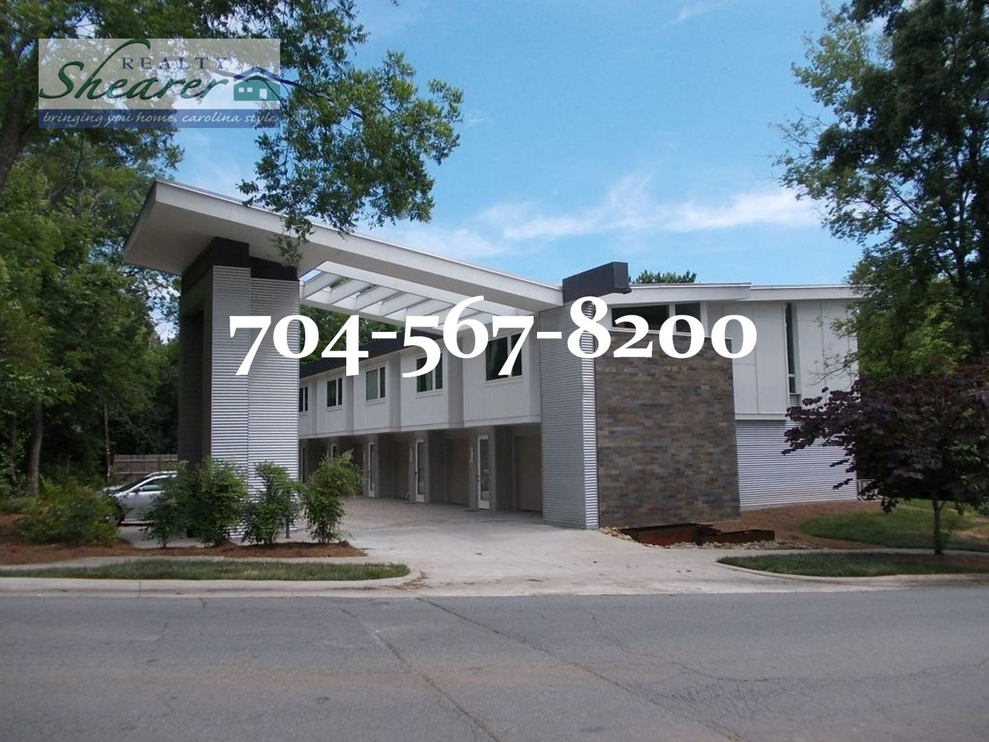 Charlotte House: 2732 N. Davidson Street