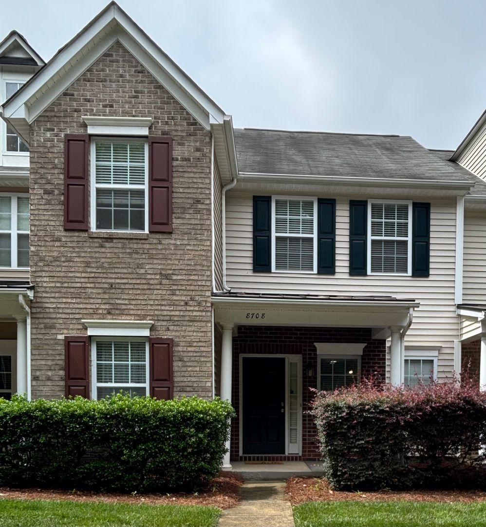 Charlotte Townhome: 8708 Twined Creek Lane