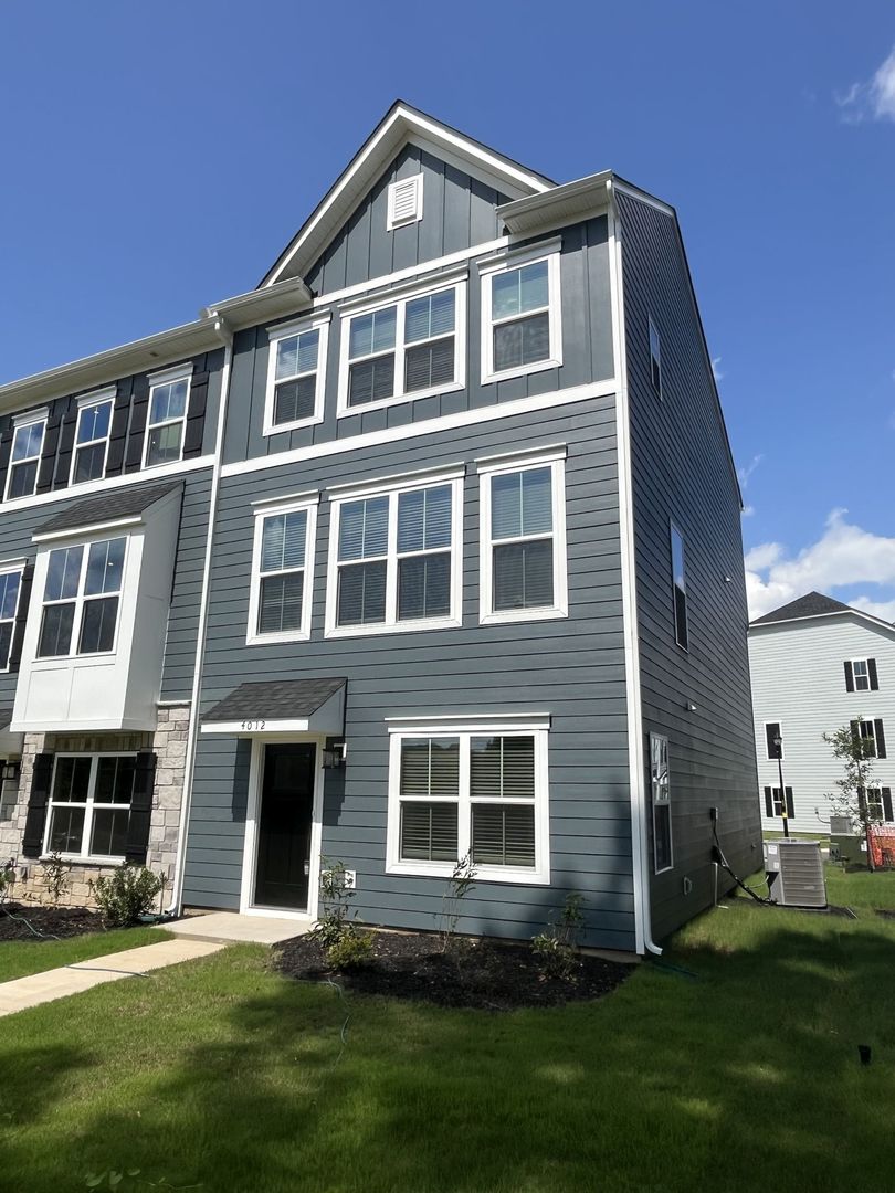 Charlotte Townhome: 4012 Grand Wylie Way