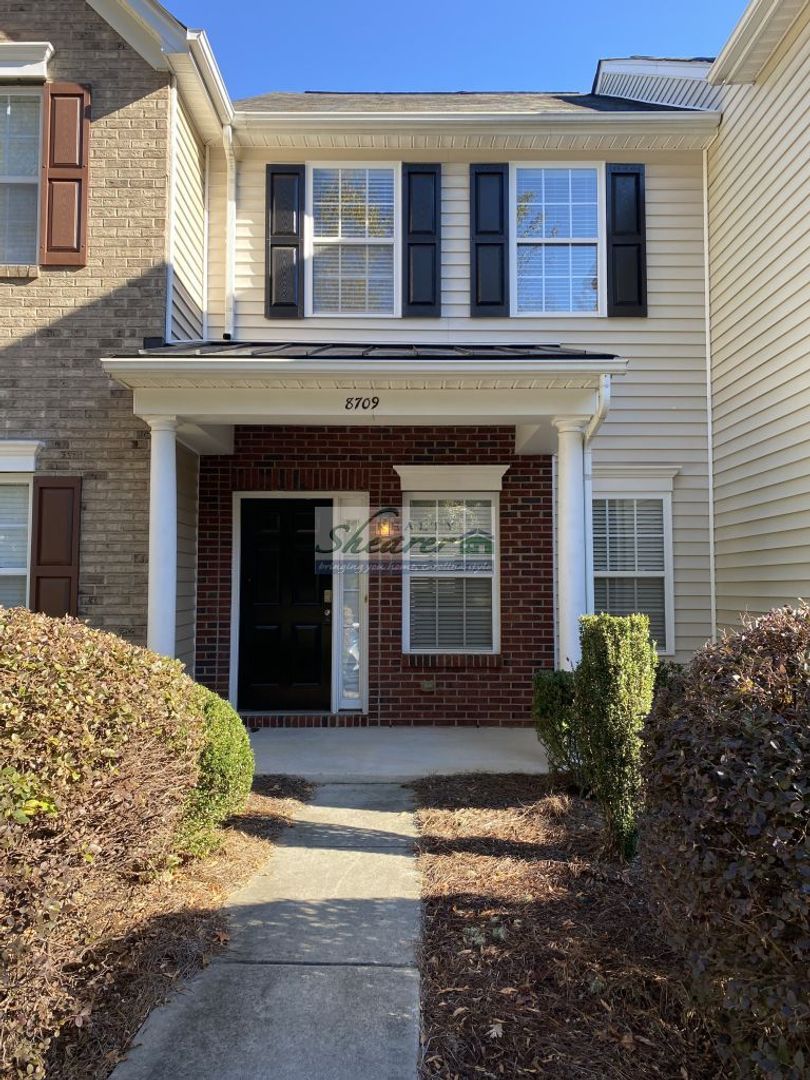 Charlotte House: 8709 Wandering Creek Way