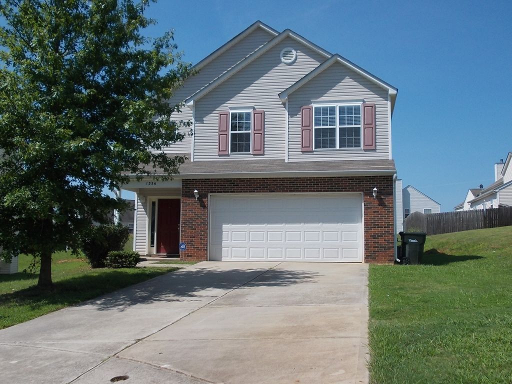 Concord House: 1356 Sinai Place NW