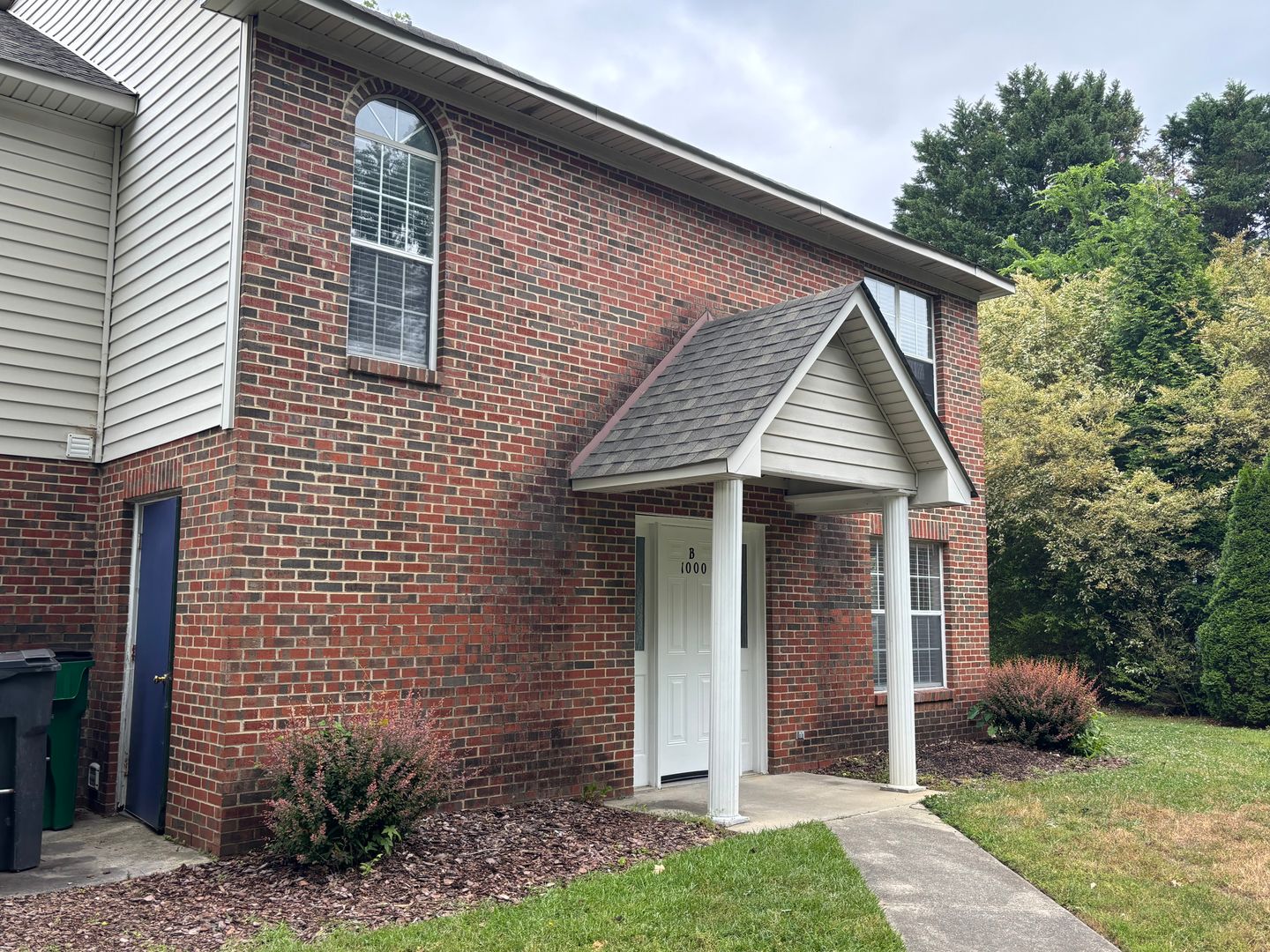 Charlotte House: 1000-B Mt. Holly-Huntersville Road