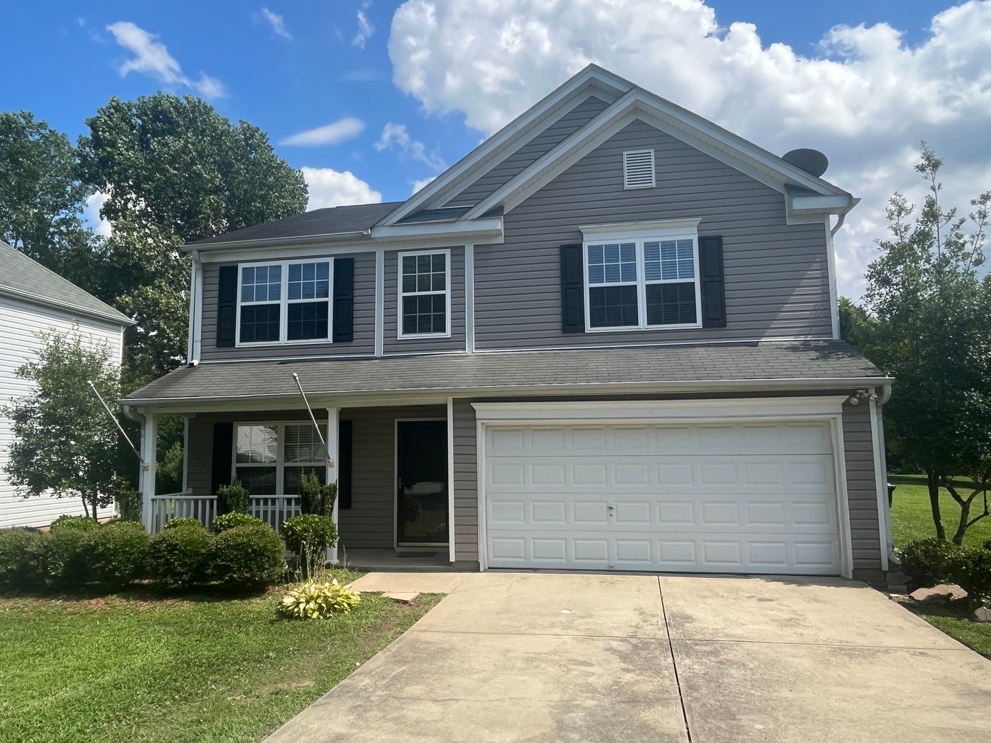 Charlotte House: 10410 Pickerel Lane