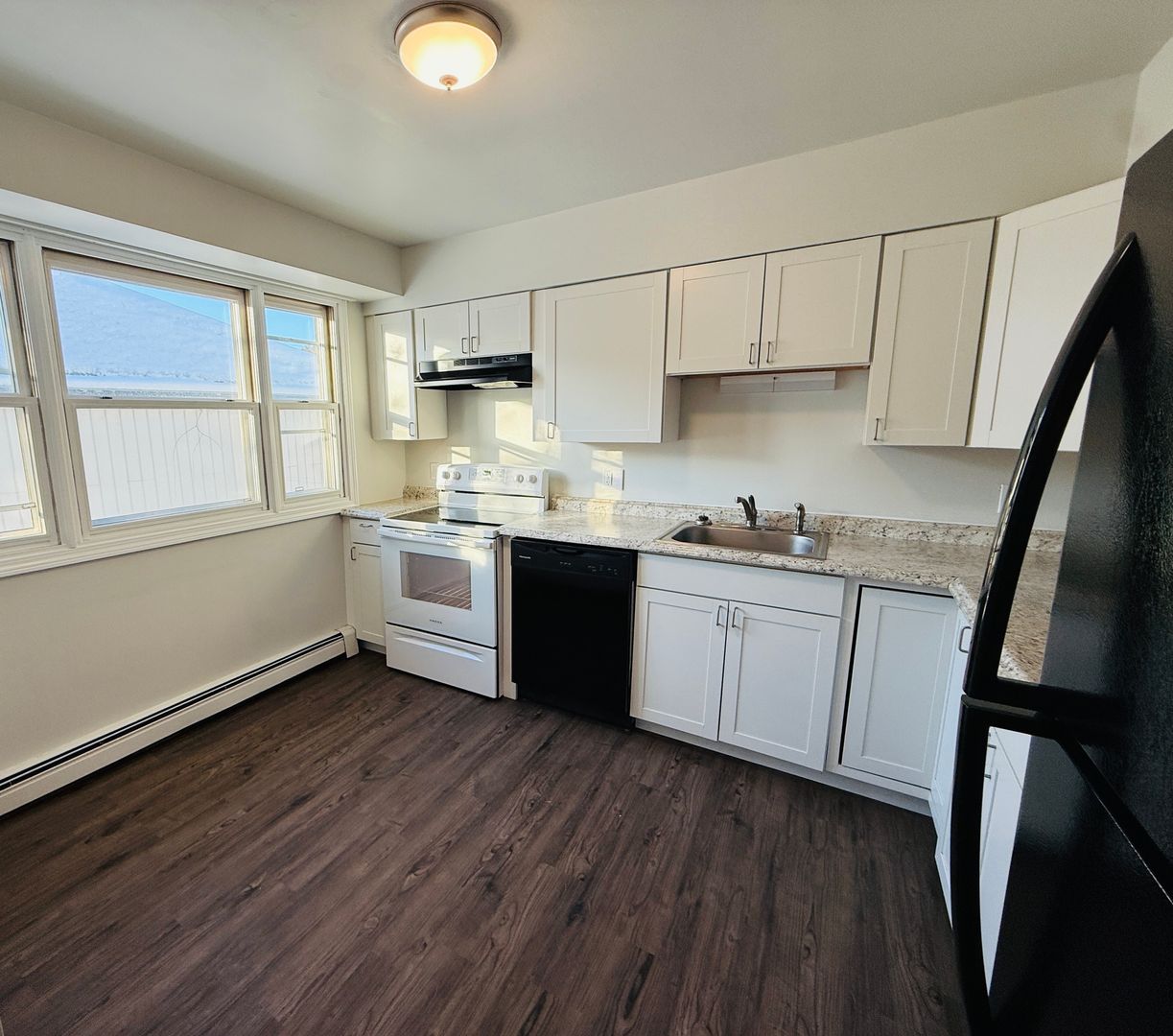 Topsham Apartment: Congress & Parliament Circle