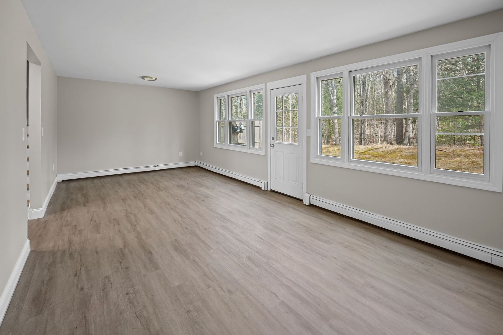 Topsham Apartment: Congress/Parliament Circle