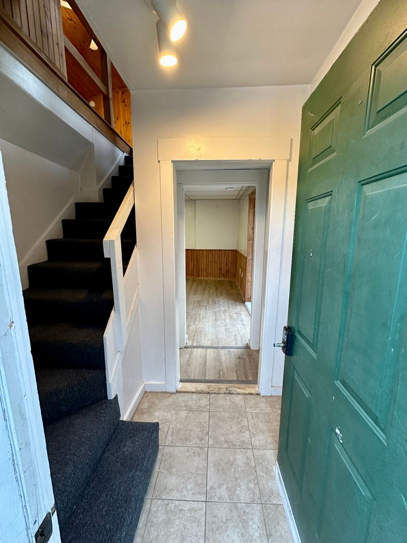 Freeport Apartment: 45 Bow St