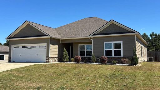 AVAILABLE NOW! 4-Bedroom Home- Fort Mitchell