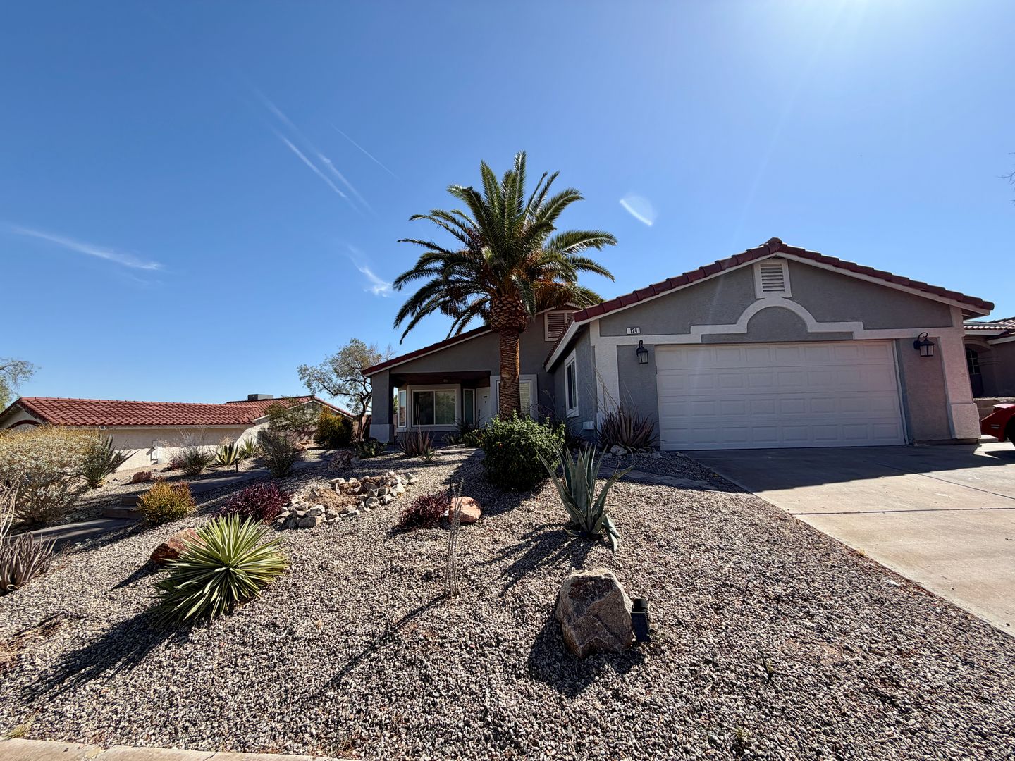 Henderson House: 124 Lemongold Street